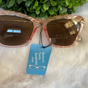 NWT women fashion pink acrylic etched sunglass